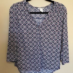 H&M blouses perfect for work! Only worn once!